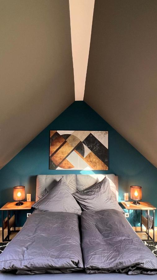 H-85 Suites Level 5/10 Koblenz  Bagian luar foto